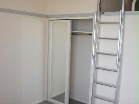 Living and room. closet, Selectively used depending on the season