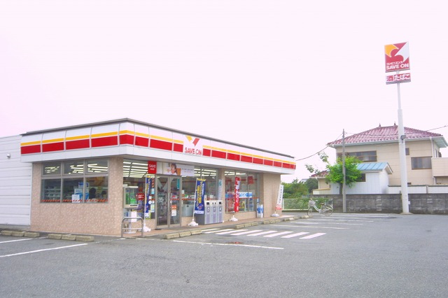 Convenience store. Save On Isesaki under lotus store up (convenience store) 595m