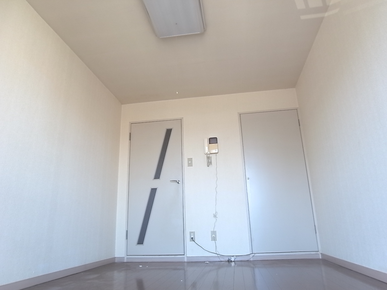 Living and room. Isesaki Honcho Akkora Rent indoor flooring 1