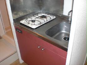 Kitchen. It is a convenient 2 lot gas stoves