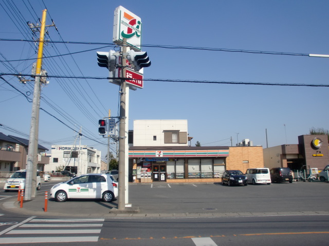 Convenience store. Seven-Eleven Isesaki Moro-cho-chome store up (convenience store) 657m