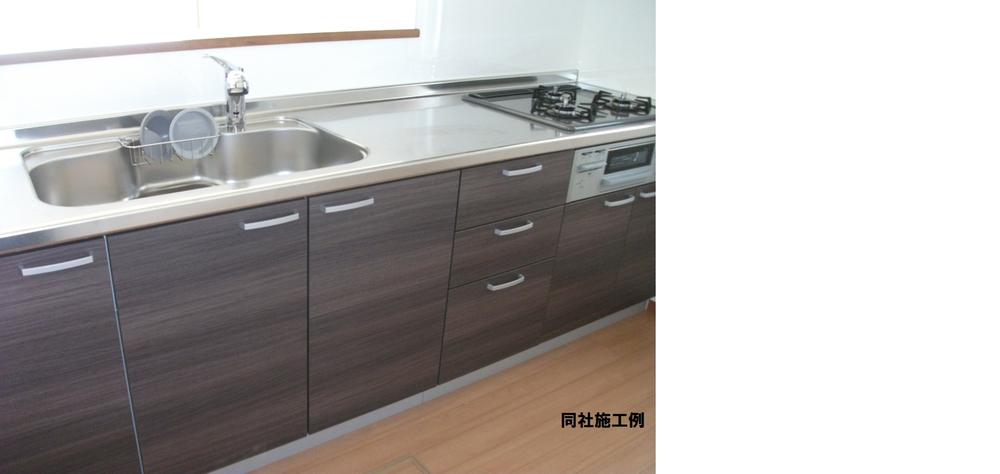 Same specifications photo (kitchen). The company construction cases