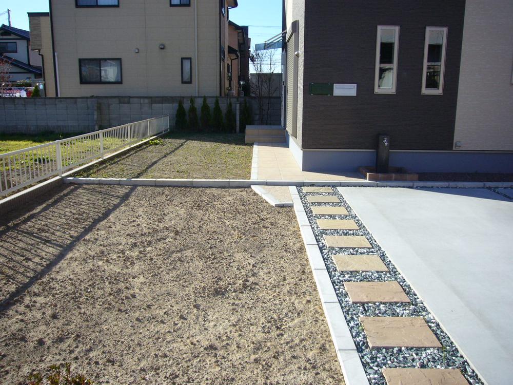 Local appearance photo. Local (11 May 2013) Shooting