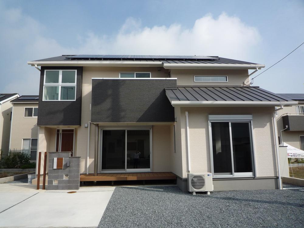 Local appearance photo. Local (10 May 2013) Shooting