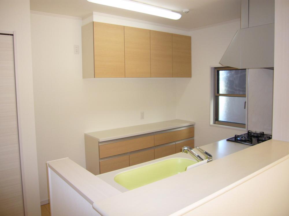 Kitchen. Indoor (12 May 2013) Shooting