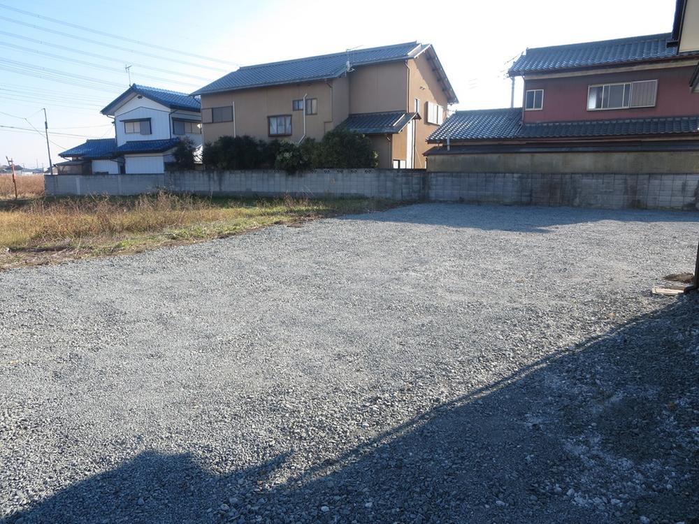 Parking lot. Local (11 May 2013) Shooting