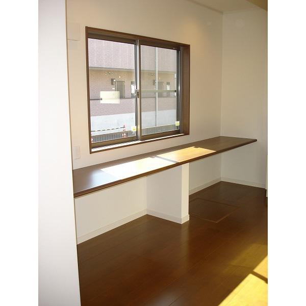 Living. The company construction cases