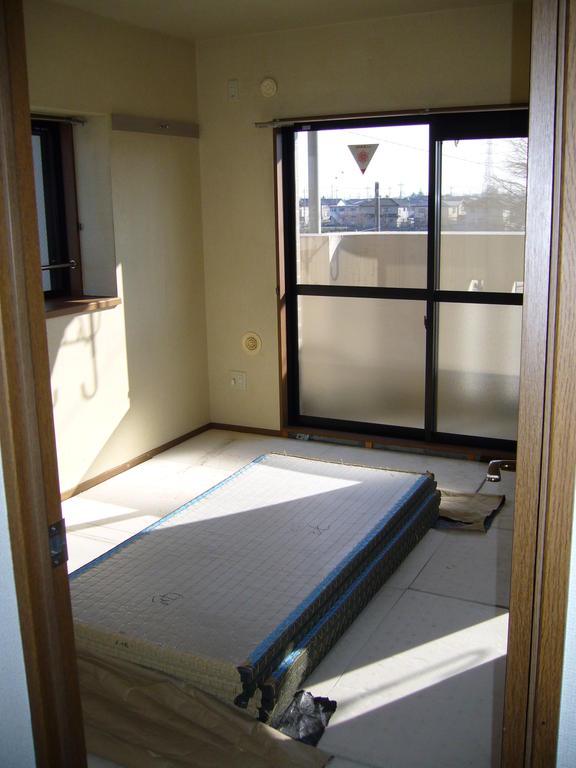Other room space. Tatami of new. Put us on arrival. 
