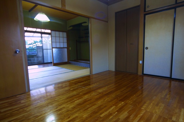 Other room space. Japanese-style room from the north Western-style