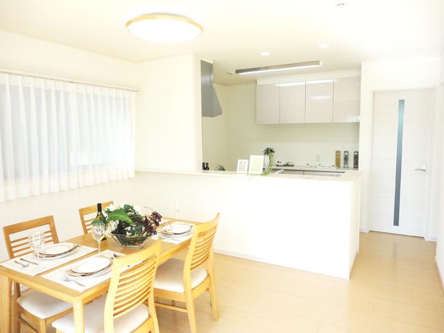 Living. Living same specifications