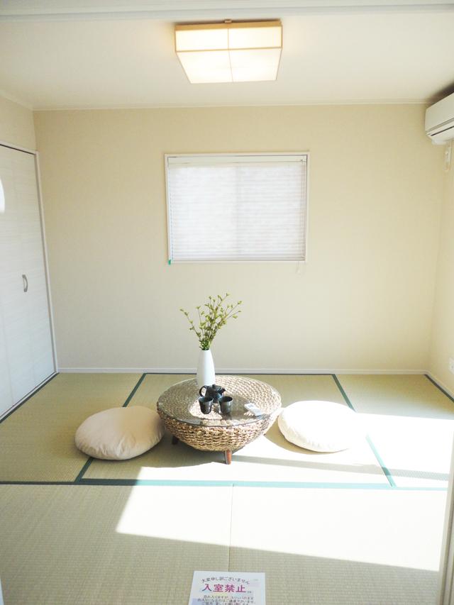 Non-living room. Western-style tatami (same specifications)