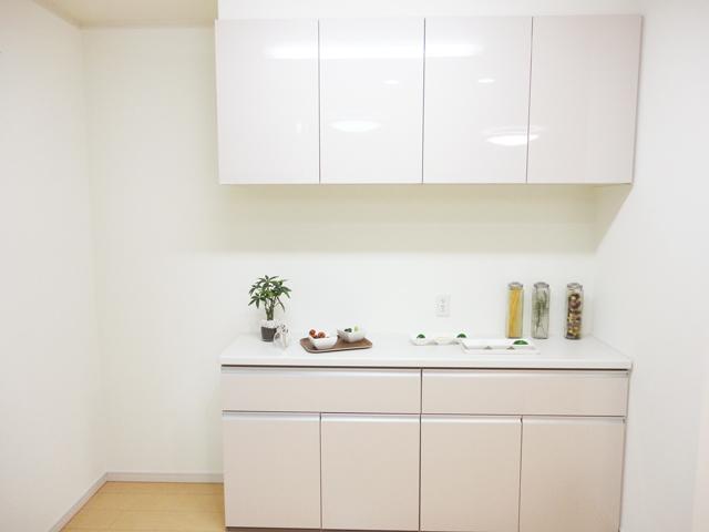 Kitchen. Counter board (same specifications)