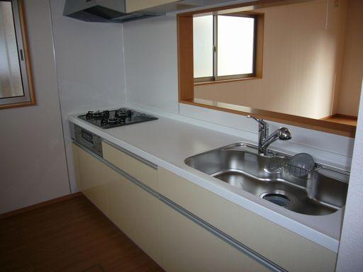 Same specifications photo (kitchen)