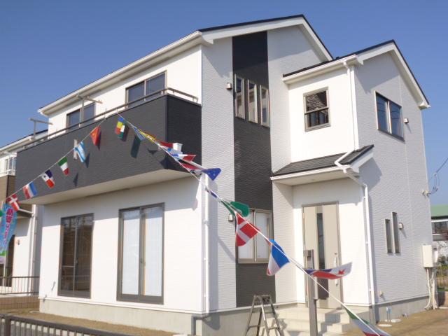 Local appearance photo. Local (11 May 2013) Shooting