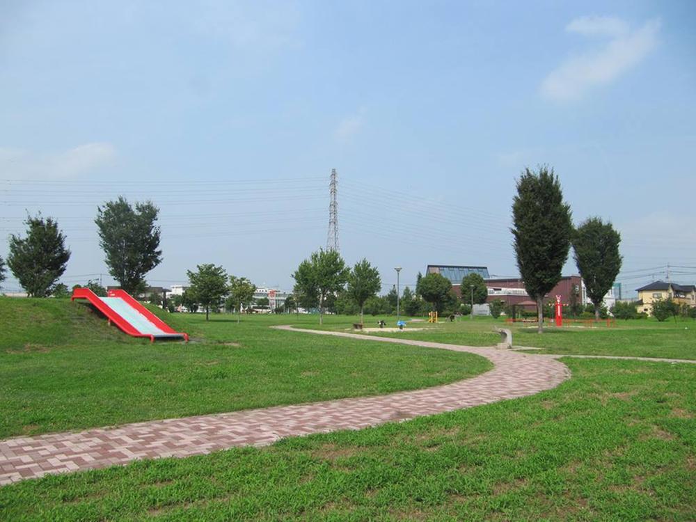 park. Moro to Central Park 2000m