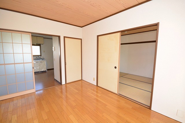 Living and room