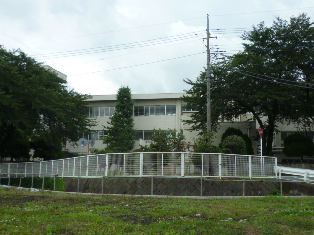 Junior high school. Yoshioka Municipal 1648m to Yoshioka junior high school (junior high school)