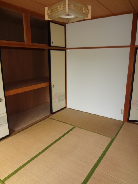 Other room space. Japanese-style room west