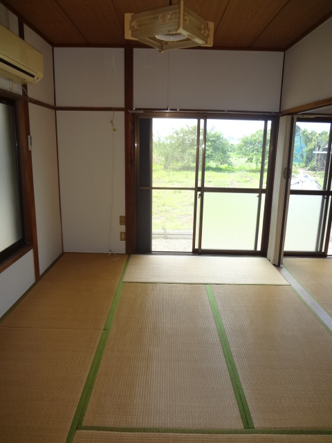 Other room space. Japanese-style room east