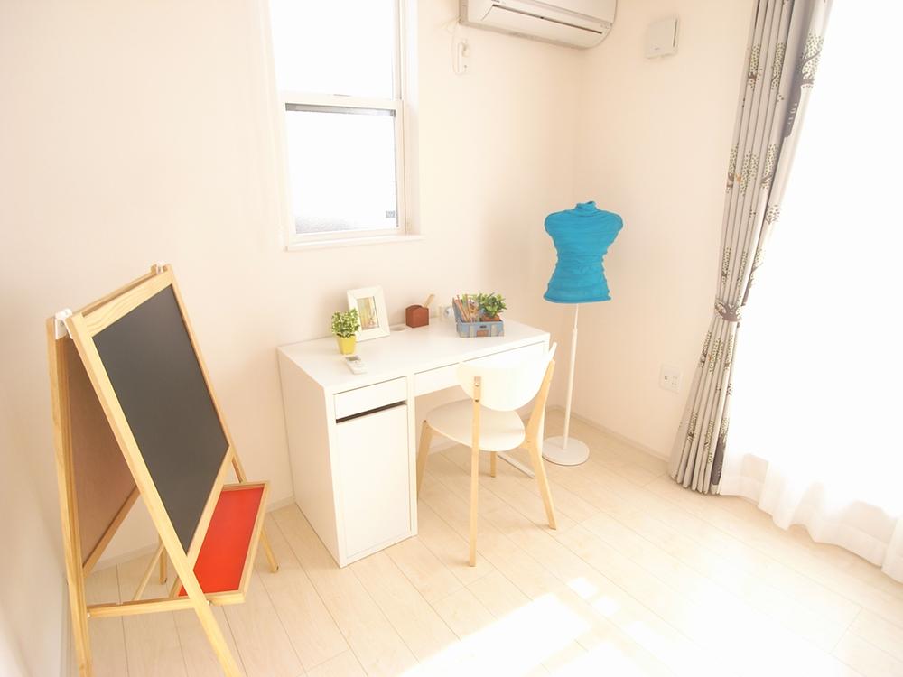 Non-living room. Indoor (December 2013) No. 1 location shooting