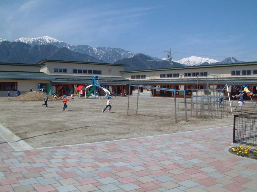 kindergarten ・ Nursery. Takashikyotera to kindergarten 729m