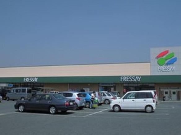 Supermarket. Furessei Fujimi 2124m to shop
