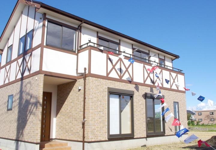 Local appearance photo. 1 Building appearance Perth