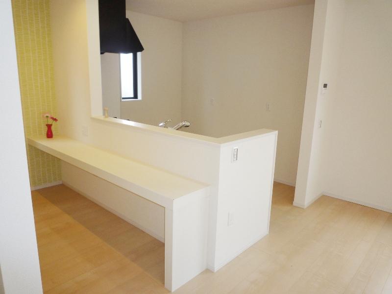 Kitchen. Indoor (10 May 2013) Shooting