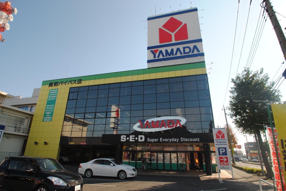 Home center. Yamada Denki Tecc Land 878m high before BP shop