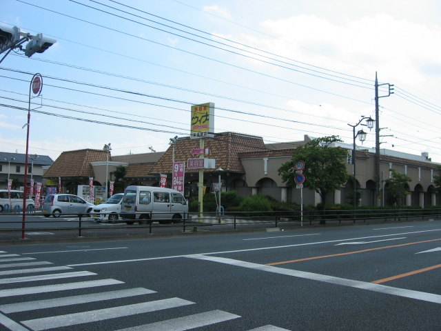 Supermarket. Torisen Shinmaebashi store up to (super) 860m