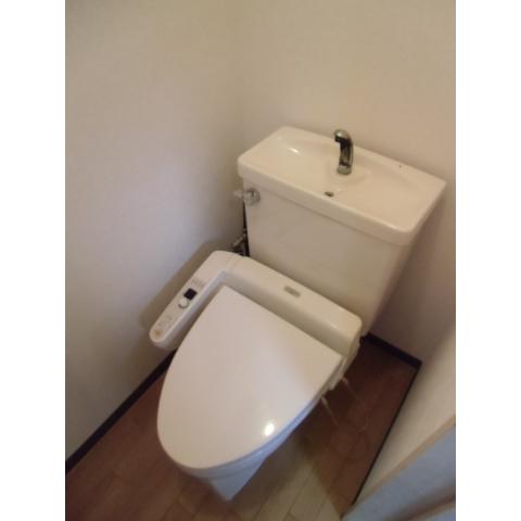 Toilet