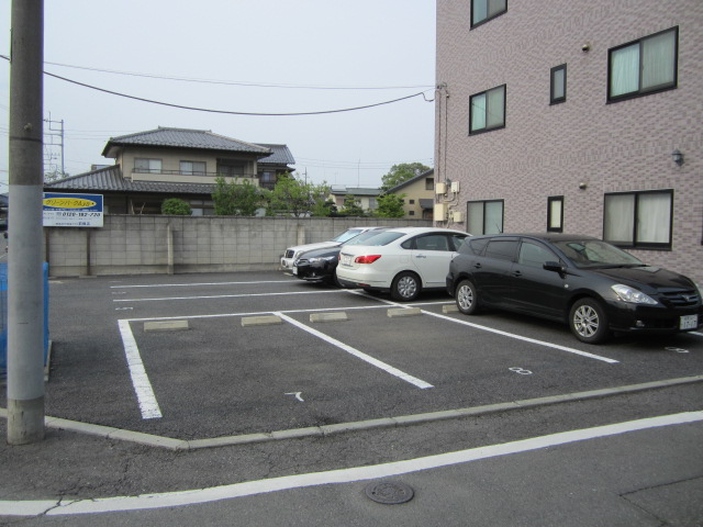 Parking lot. There is a parallel two parking