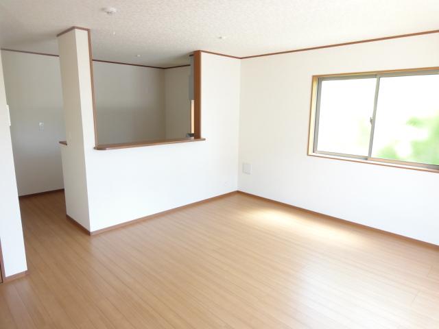 Same specifications photos (living). Integrated space of up to 22.5 quires in Japanese and Tsuzukiai! 