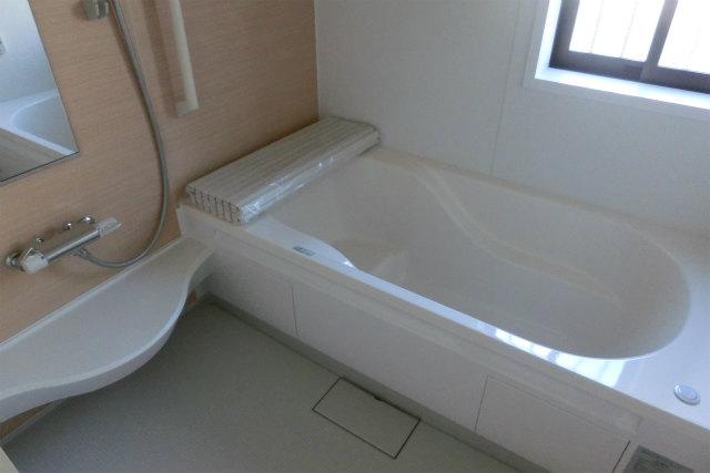 Bathroom. Indoor (12 May 2013) Shooting