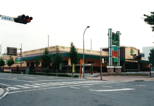 Supermarket. Furessei 1172m class to seed Wakamiya