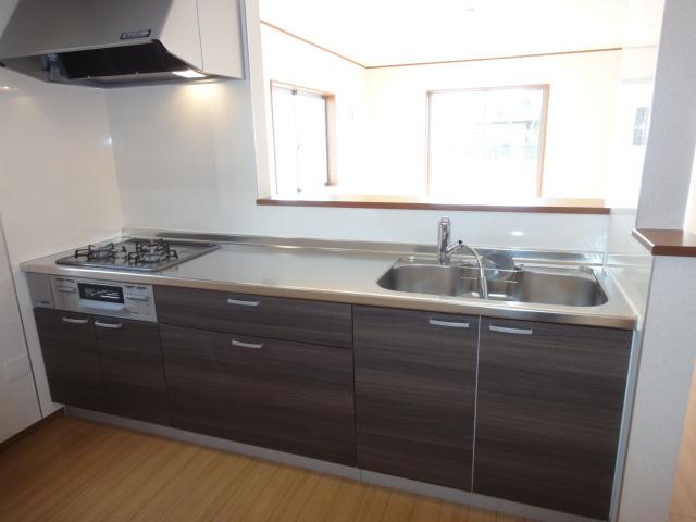 Kitchen. Water purifier integrated face-to-face system Kitchen! 