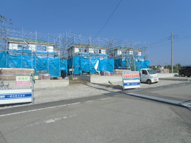 Local photos, including front road