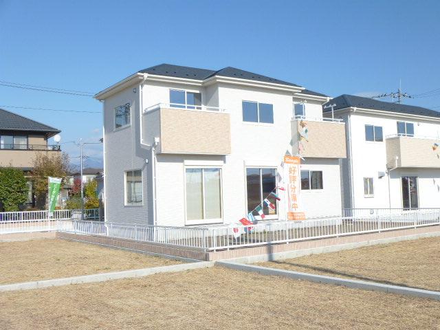 Local appearance photo. Local (1) Building (11 May 2013) Shooting