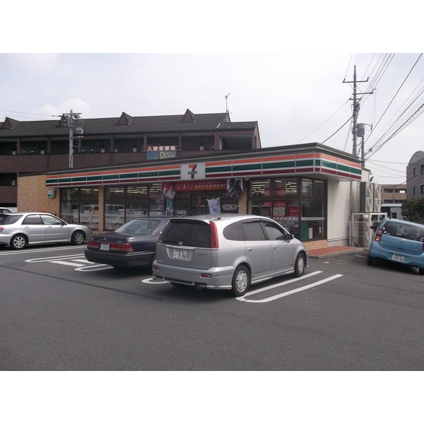 Convenience store. Seven-Eleven Maebashi River Haramachi store up (convenience store) 98m