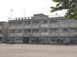 Primary school. 1630m to Maebashi City Hosoi Elementary School