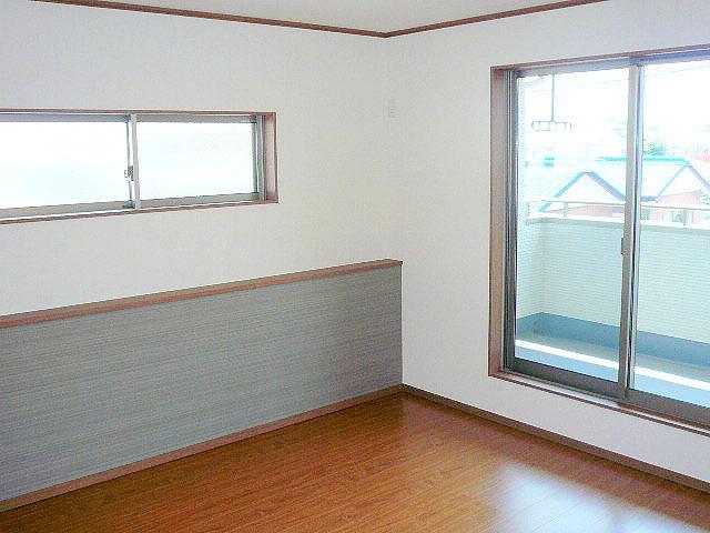 Non-living room. 3 Pledge walk-in closet with the / 2F Master Bedroom (August 2013 shooting)