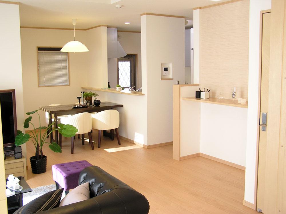 Living. Bright living room ・ Dining (August 2013) Shooting