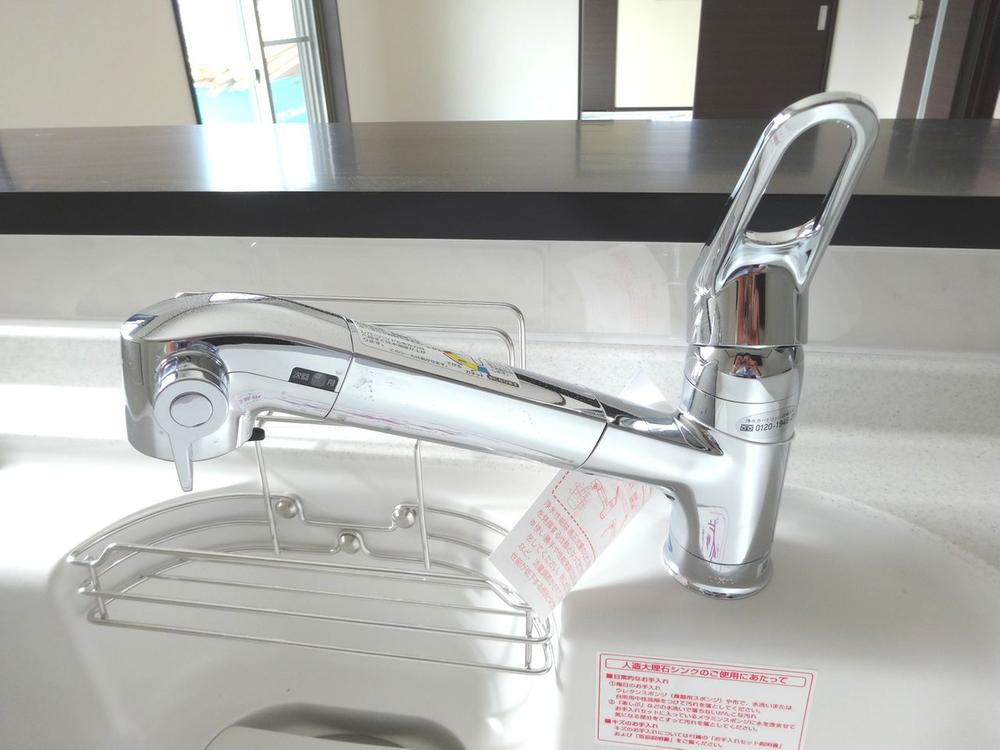 Same specifications photo (kitchen). Adopt a water purifier integrated kitchen faucet! 