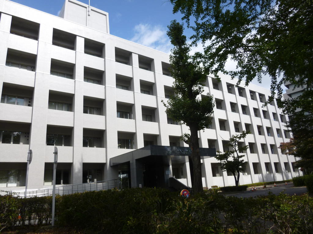 University ・ Junior college. Gunma University School of Medicine (University of ・ 1050m up to junior college)