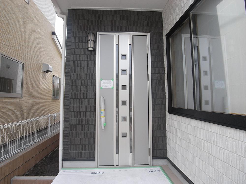 Same specifications photos (Other introspection). Same specifications entrance