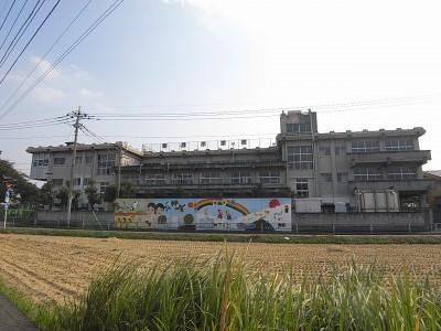 Primary school. Maebashi Municipal Asakura 200m up to elementary school