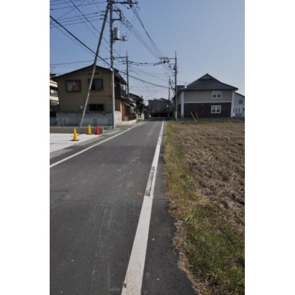 Local photos, including front road.  ☆ Local Photos ☆ 