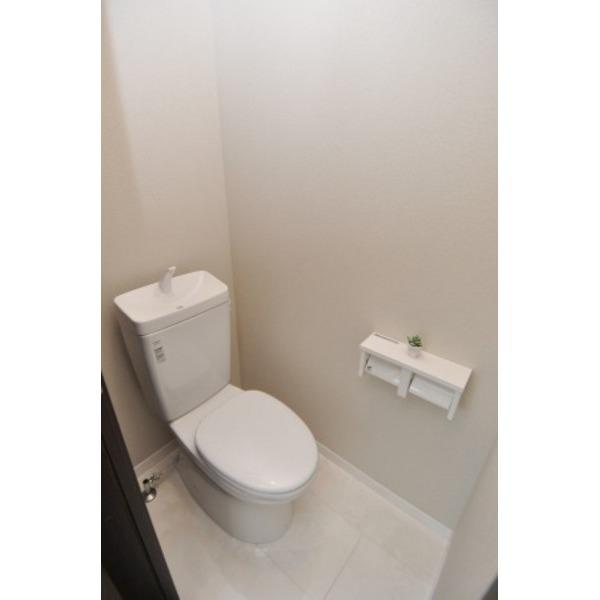 Toilet.  ☆ Local Photos ☆ 