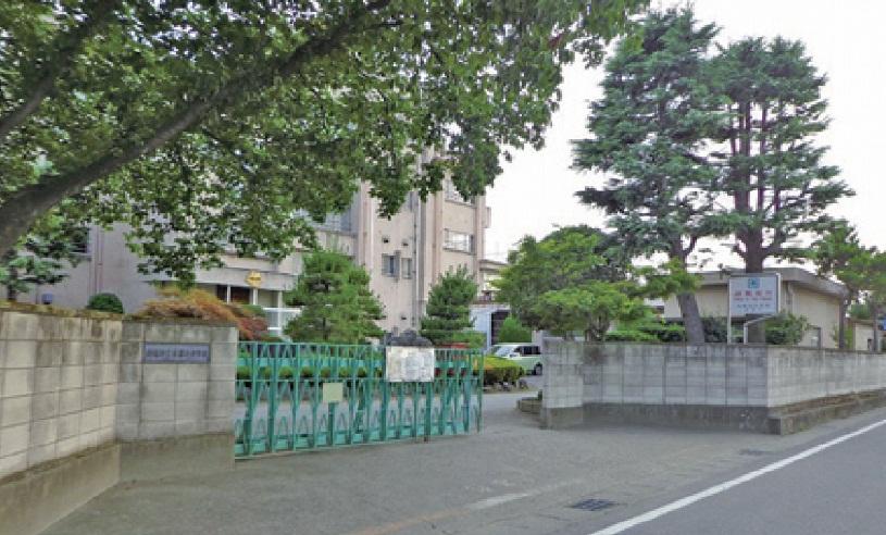 Junior high school. Motosoja 2700m until junior high school