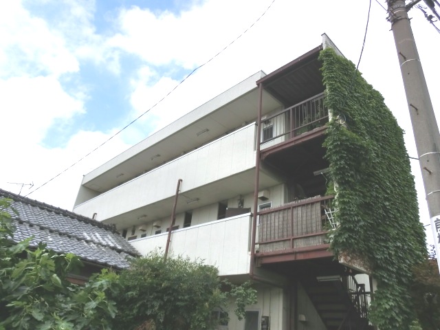 Other. Maebashi Showacho Akkora Rent appearance